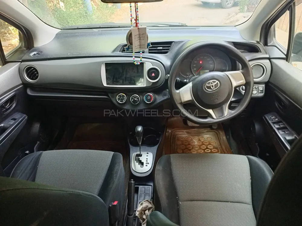 Toyota Vitz 2012 for Sale in Karachi Toyota Vitz 2012 for Sale in Karachi Image-7
