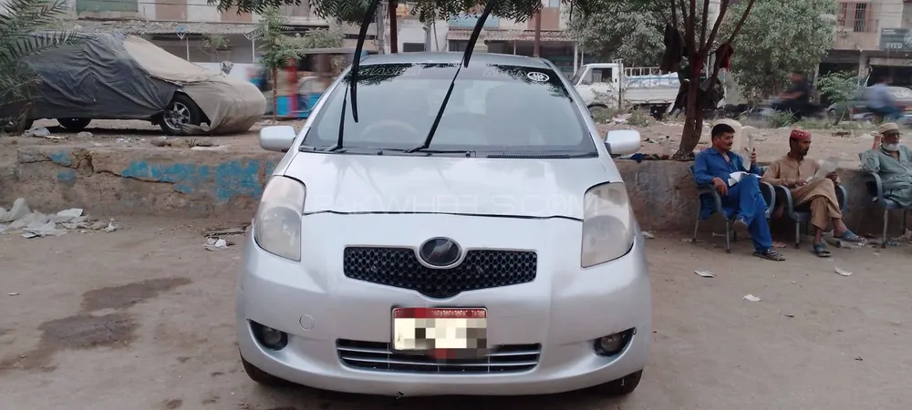 Toyota Vitz 2006 for Sale in Karachi Image-1