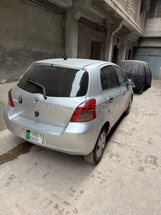 Toyota Vitz 2007 for Sale in Peshawar Image-1