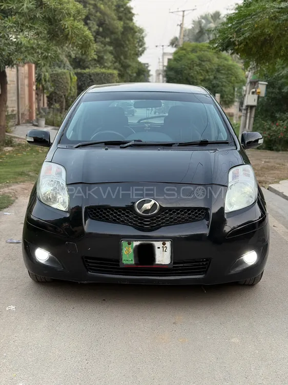 Toyota Vitz 2008 for Sale in Lahore Image-1
