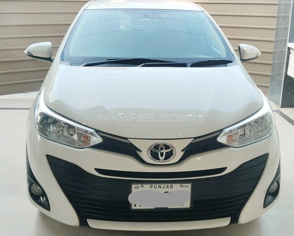 Toyota Yaris Sedan 2022 for Sale in Lahore Image-1