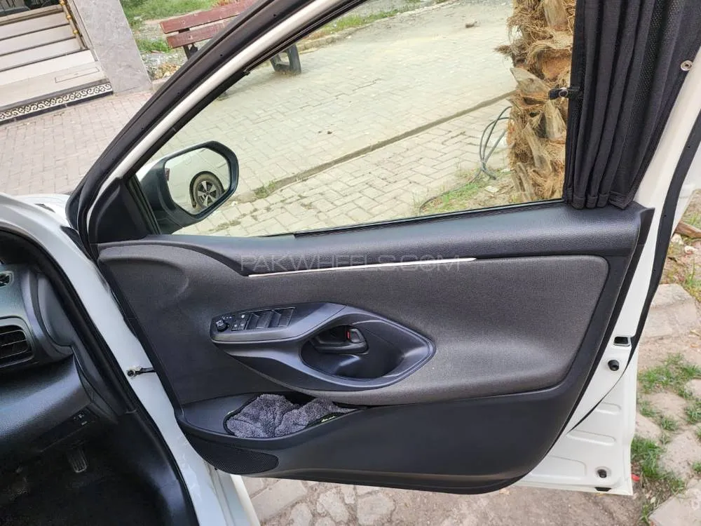 Toyota Yaris Hatchback 2021 for Sale in Lahore Toyota Yaris Hatchback 2021 for Sale in Lahore Image-5