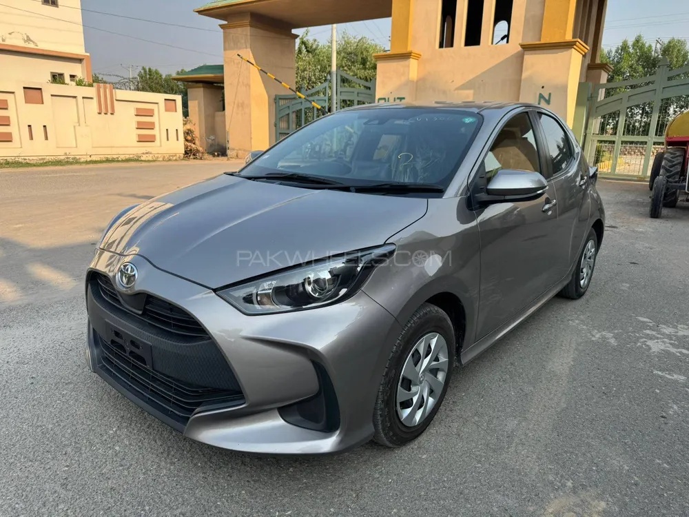 ٹویوٹا یارس ہیچ بیک 2022 for Sale in فیصل آباد Image-1