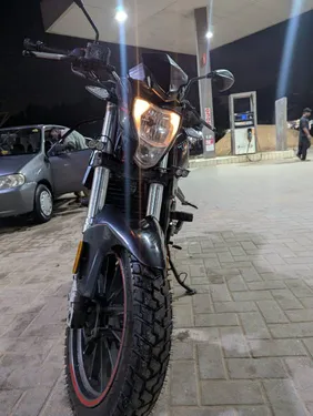 Benelli TNT 25  2016