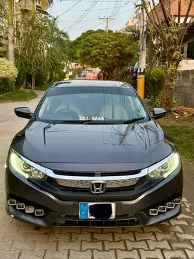 Honda Civic Oriel 1.8 i-VTEC CVT 2017