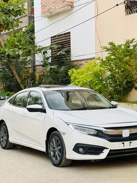 Honda Civic Oriel 1.8 i-VTEC CVT 2020