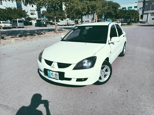 Mitsubishi Lancer GL 2005