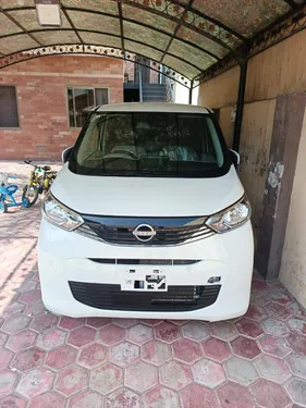 Nissan Dayz Highway Star S hybrid X pro pilot 2024