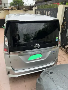 Nissan Serena e-POWER Highway Star 2019