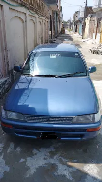 Toyota Corolla XE 2001