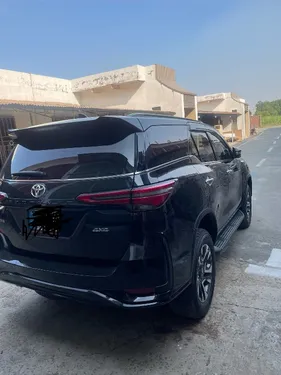 Toyota Fortuner Legender  2024