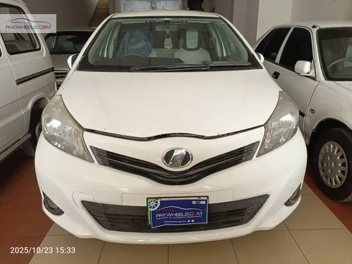ٹویوٹا ویٹز ایف ۱.۰ 2011 for Sale نئی