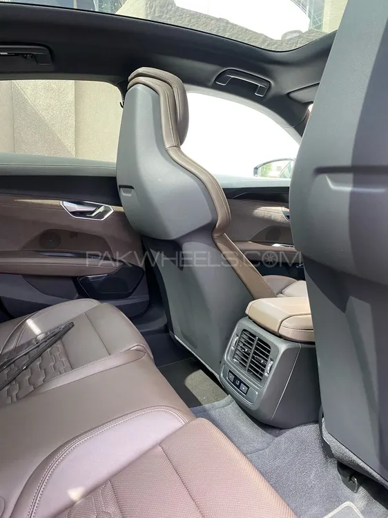 آوڈی ای-ٹران جی ٹی 2022 for Sale in کراچی آوڈی ای-ٹران جی ٹی 2022 for Sale in کراچی Image-10