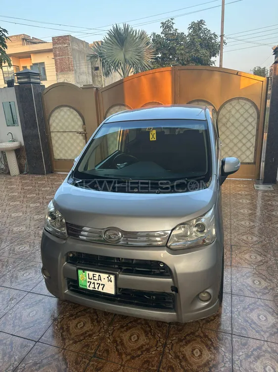 Daihatsu Move 2011 for Sale in Gujranwala Daihatsu Move 2011 for Sale in Gujranwala Image-1