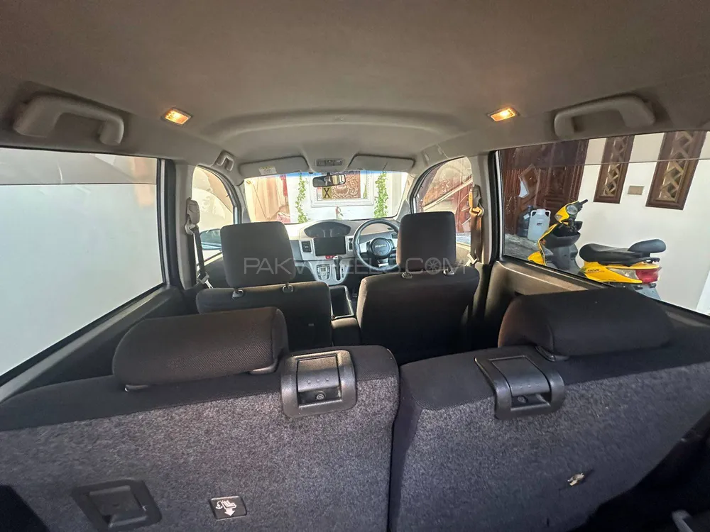 Daihatsu Move 2011 for Sale in Gujranwala Daihatsu Move 2011 for Sale in Gujranwala Image-14