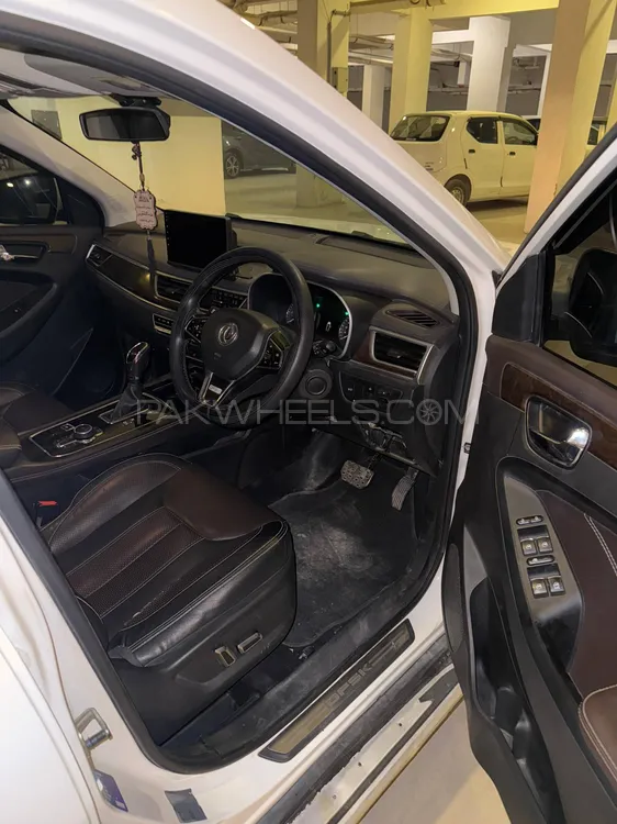 DFSK Glory 580 2021 for Sale in Karachi DFSK Glory 580 2021 for Sale in Karachi Image-8