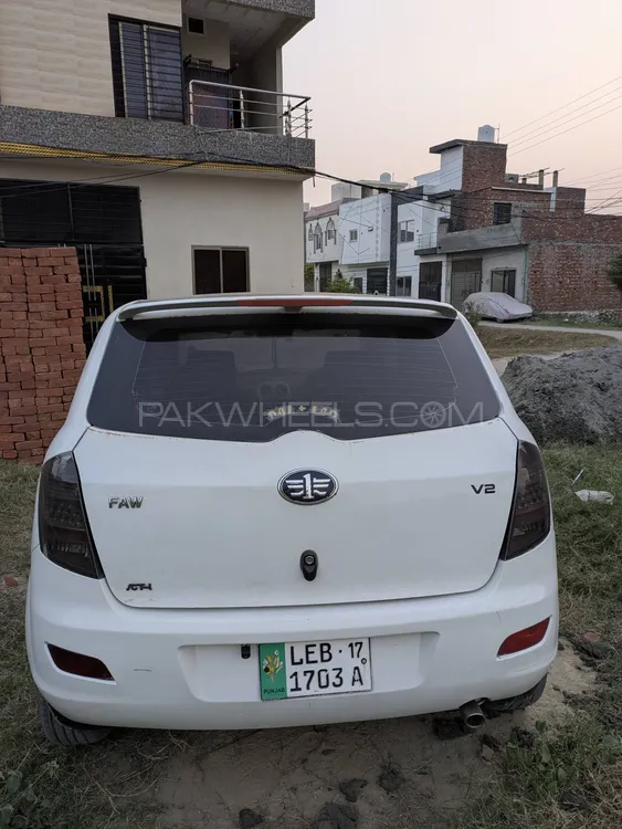 FAW V2 2017 for Sale in Lahore FAW V2 2017 for Sale in Lahore Image-9