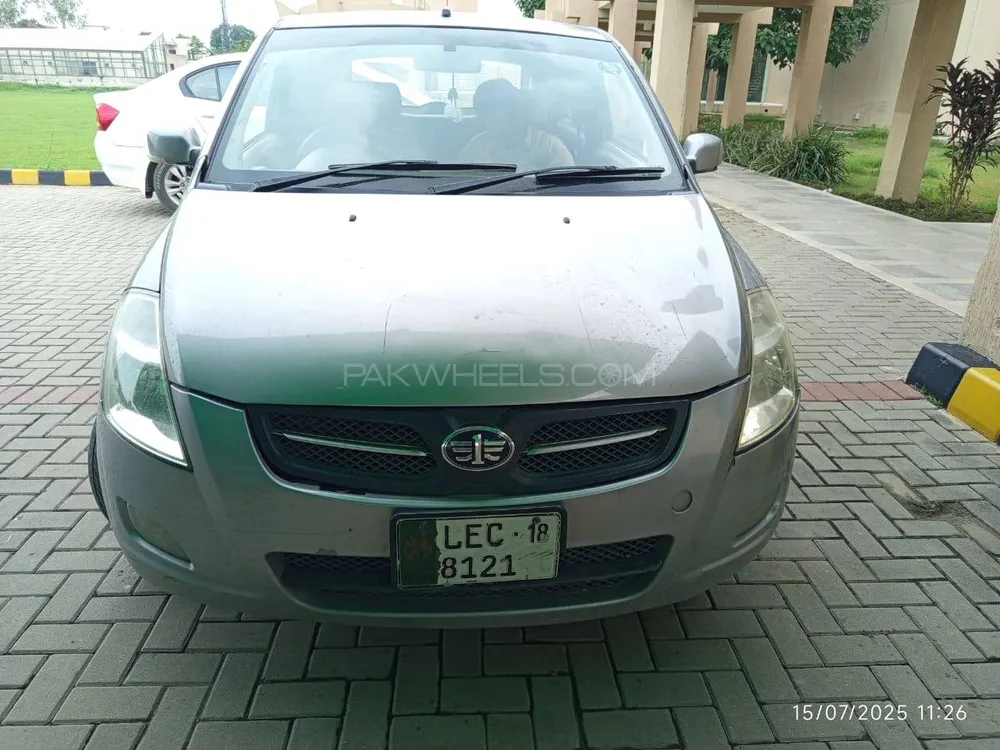 FAW V2 2018 for Sale in Lahore FAW V2 2018 for Sale in Lahore Image-4