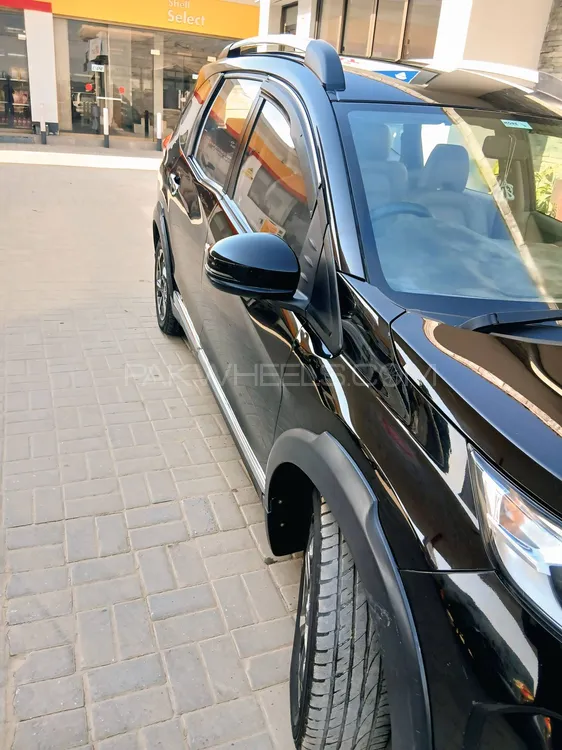 Honda BR-V 2017 for Sale in Rawalpindi Honda BR-V 2017 for Sale in Rawalpindi Image-3