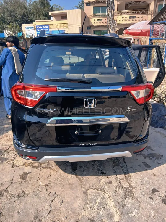 Honda BR-V 2017 for Sale in Rawalpindi Honda BR-V 2017 for Sale in Rawalpindi Image-11