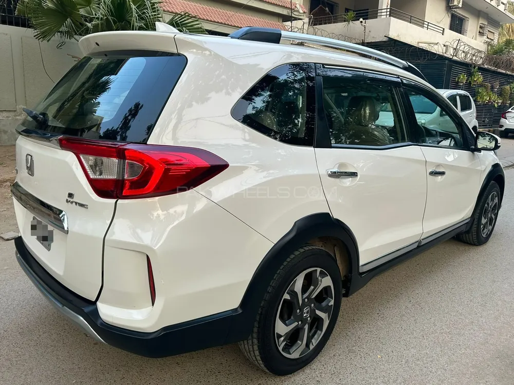 ہونڈا بی آر-وی 2020 for Sale in کراچی ہونڈا بی آر-وی 2020 for Sale in کراچی Image-6
