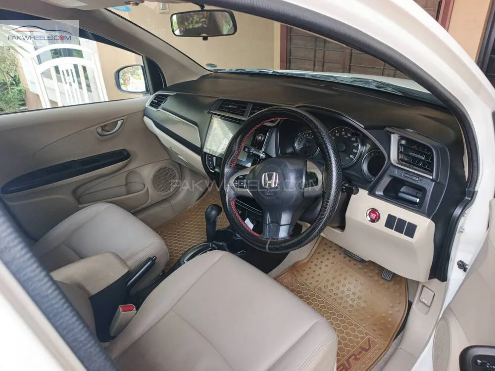 Honda BR-V 2022 for Sale in Lahore Honda BR-V 2022 for Sale in Lahore Image-10
