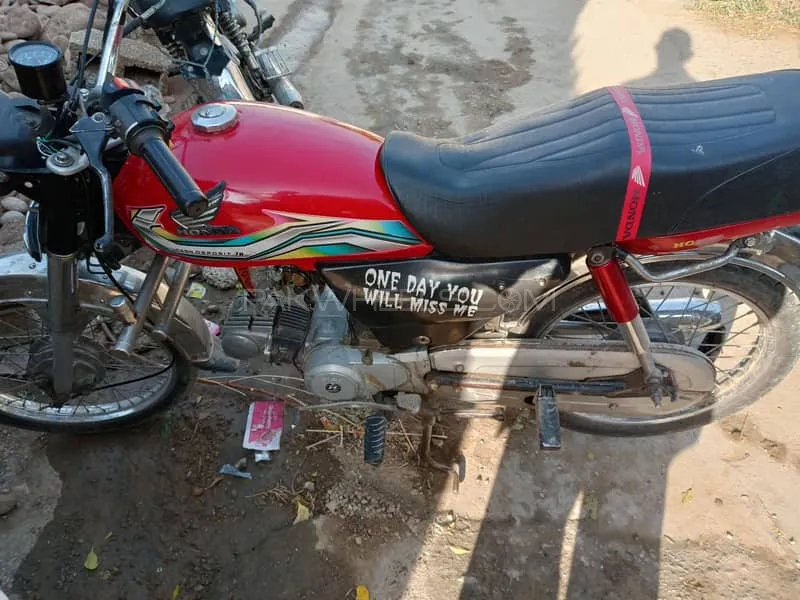 Honda CD 70 2013 for Sale Honda CD 70 2013 for Sale Image-2