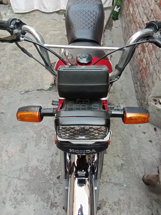 Honda CD 70 2017 for Sale Honda CD 70 2017 for Sale Image-5