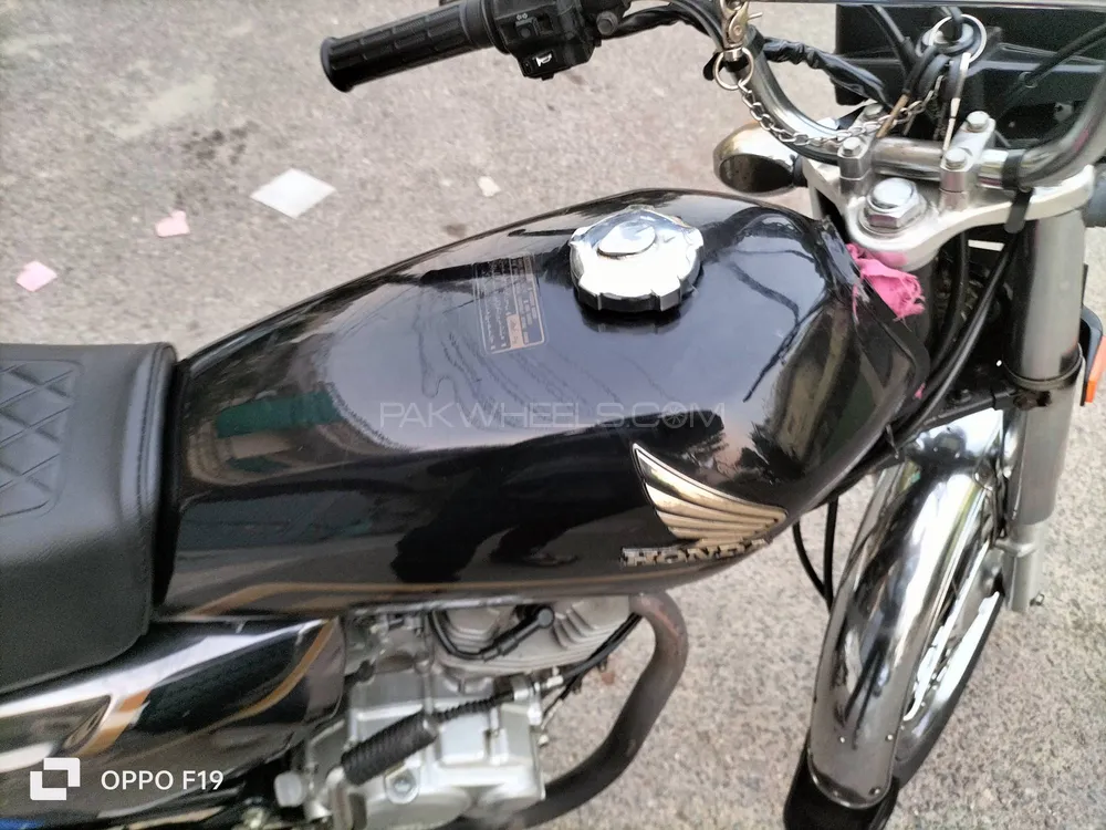 ہونڈا CG 125 Special Edition 2022 for Sale ہونڈا CG 125 Special Edition 2022 for Sale Image-7