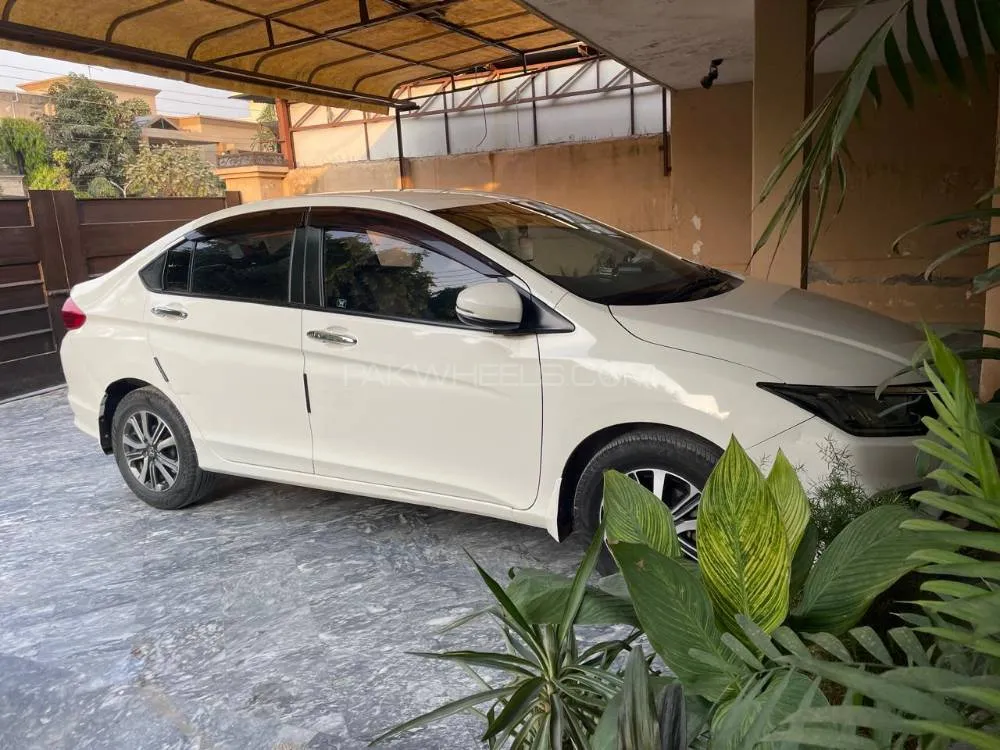 Honda City 2022 for Sale in Lahore Image-1