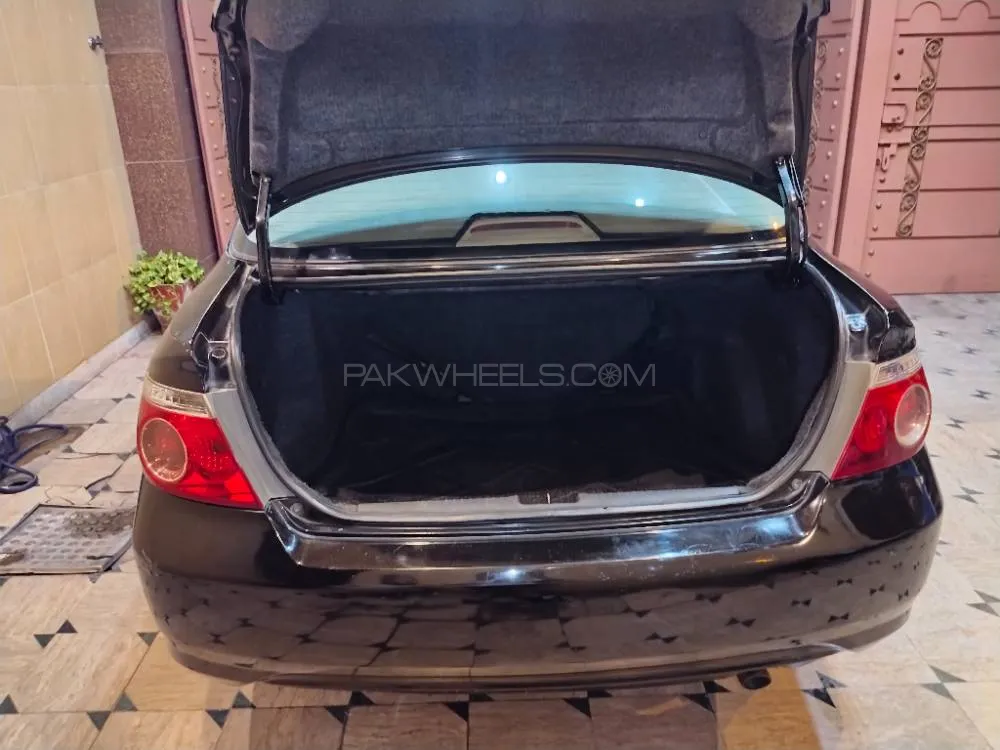 ہونڈا سٹی 2006 for Sale in گجرانوالہ ہونڈا سٹی 2006 for Sale in گجرانوالہ Image-5
