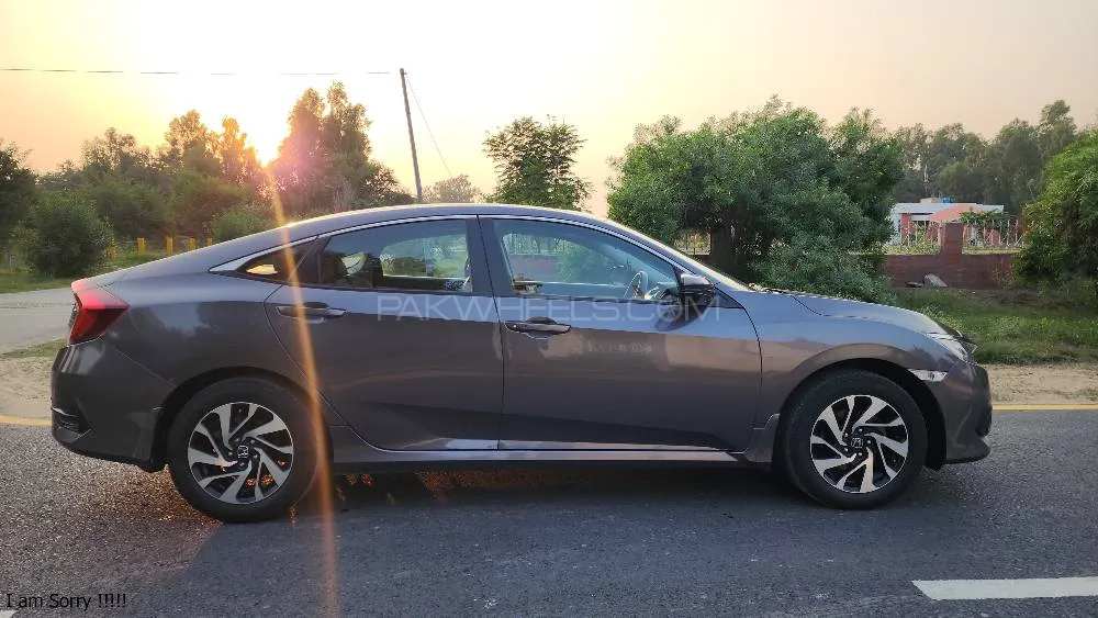 Honda Civic 2017 for Sale in Sargodha Honda Civic 2017 for Sale in Sargodha Image-3