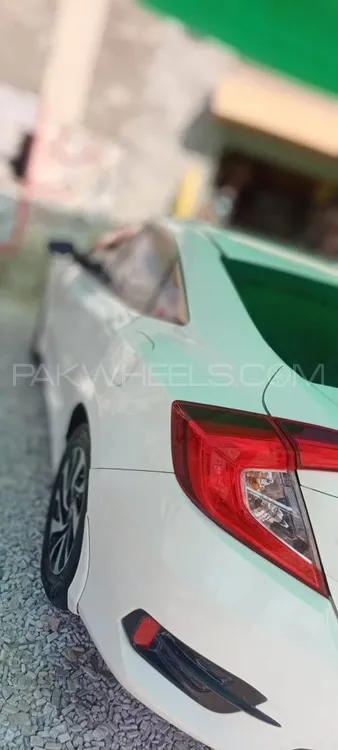 ہونڈا سوک 2017 for Sale in پشاور ہونڈا سوک 2017 for Sale in پشاور Image-5
