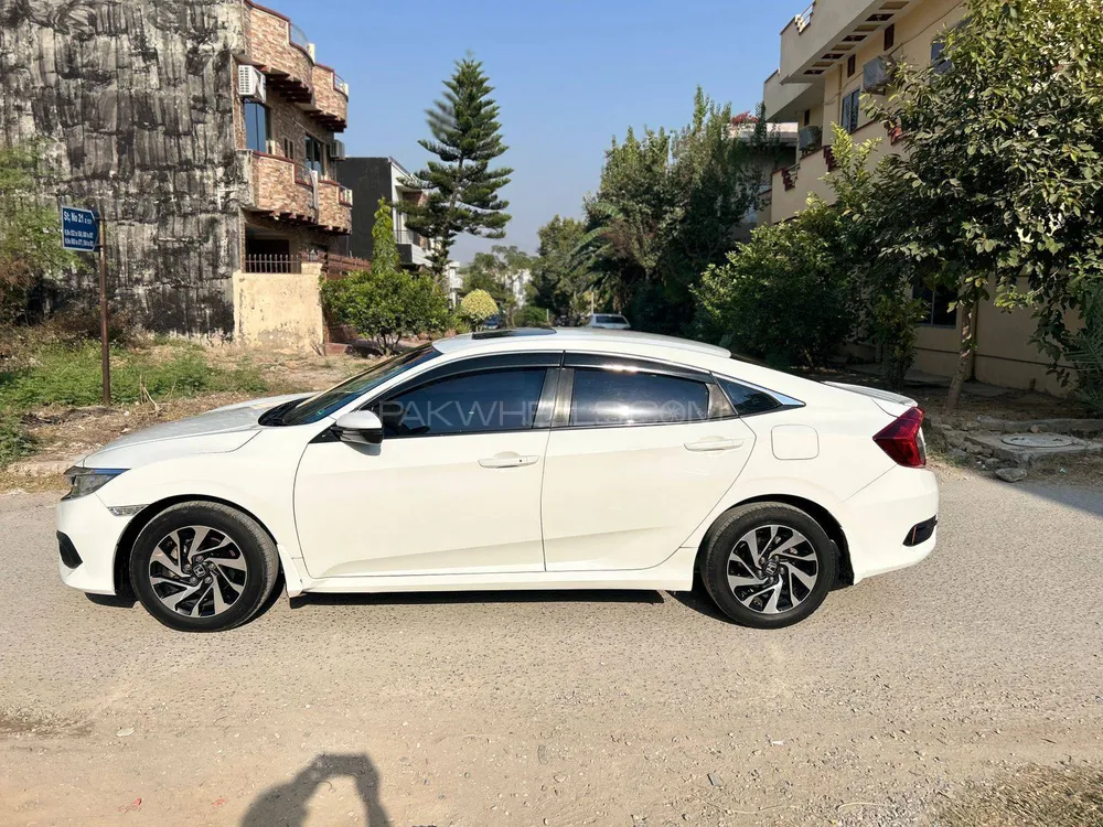 Honda Civic 2017 for Sale in Islamabad Honda Civic 2017 for Sale in Islamabad Image-11
