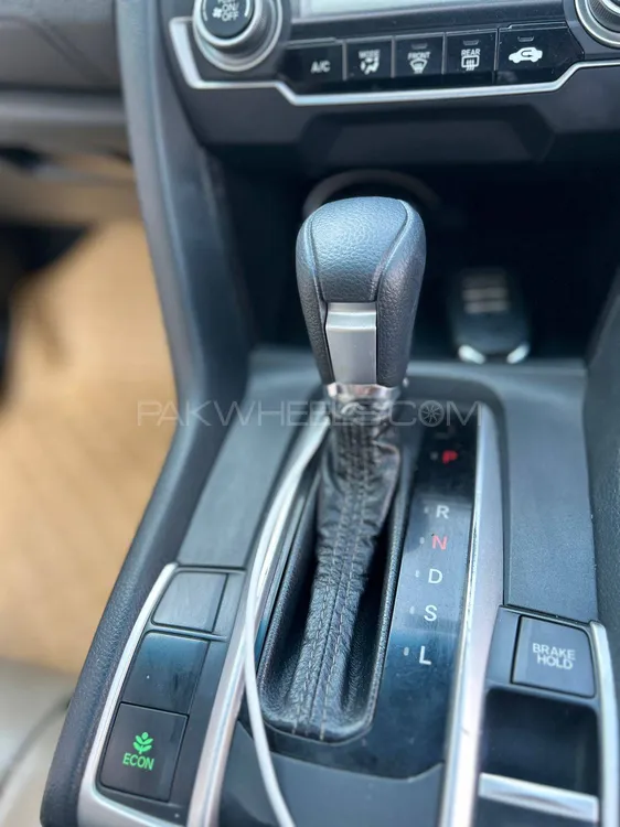 Honda Civic 2017 for Sale in Islamabad Honda Civic 2017 for Sale in Islamabad Image-17