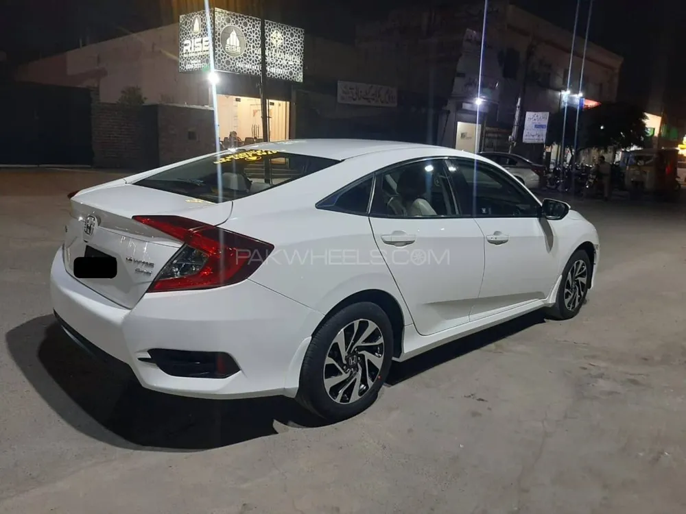 ہونڈا سوک 2018 for Sale in فیصل آباد ہونڈا سوک 2018 for Sale in فیصل آباد Image-4