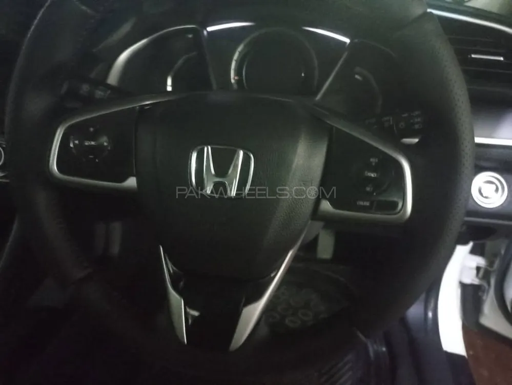ہونڈا سوک 2018 for Sale in فیصل آباد ہونڈا سوک 2018 for Sale in فیصل آباد Image-10