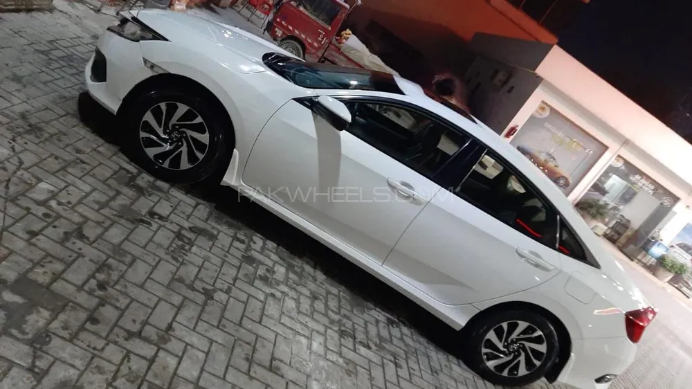 Honda Civic 2018 for Sale in Islamabad Honda Civic 2018 for Sale in Islamabad Image-1