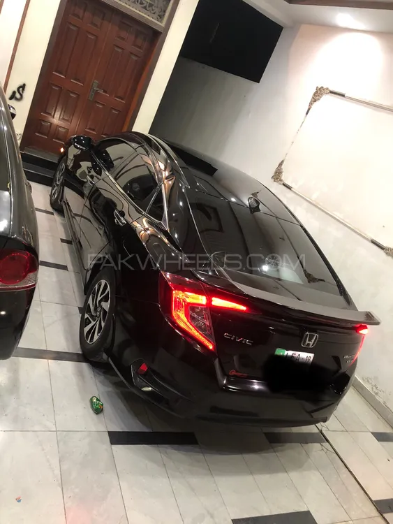 Honda Civic 2019 for Sale in Lahore Image-1