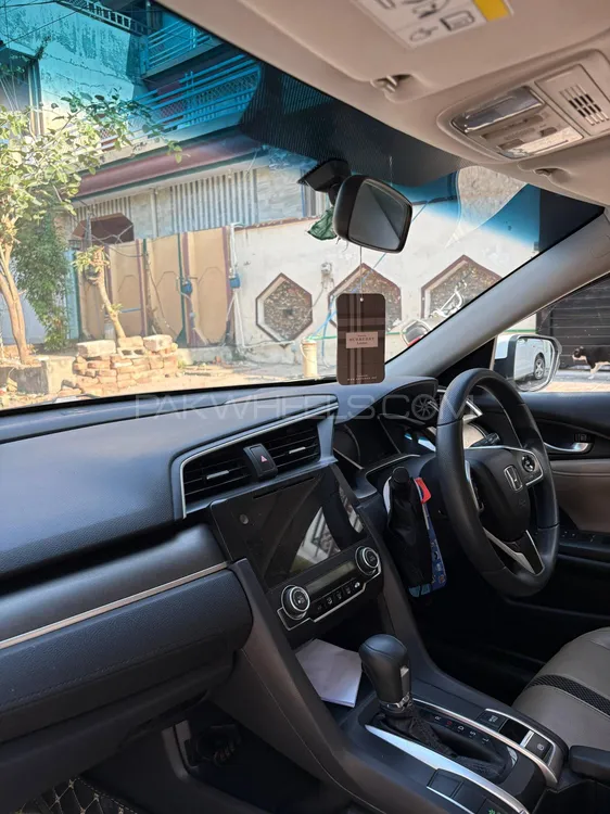 Honda Civic 2021 for Sale in Islamabad Honda Civic 2021 for Sale in Islamabad Image-7