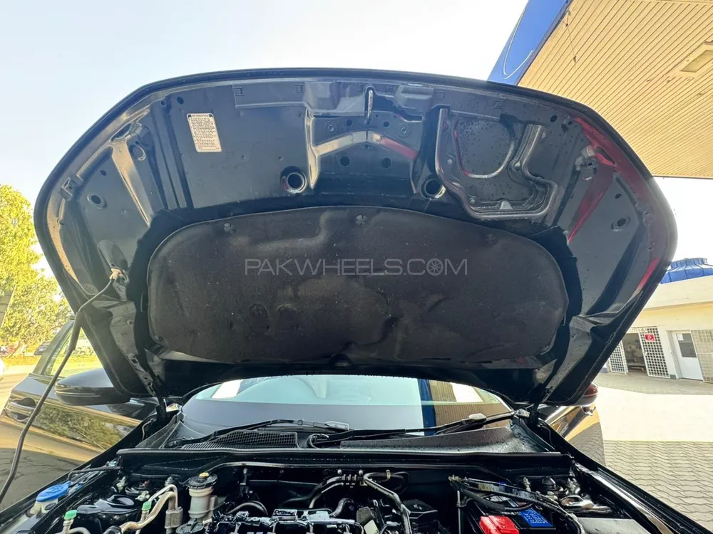 Honda Civic 2022 for Sale in Islamabad Honda Civic 2022 for Sale in Islamabad Image-9
