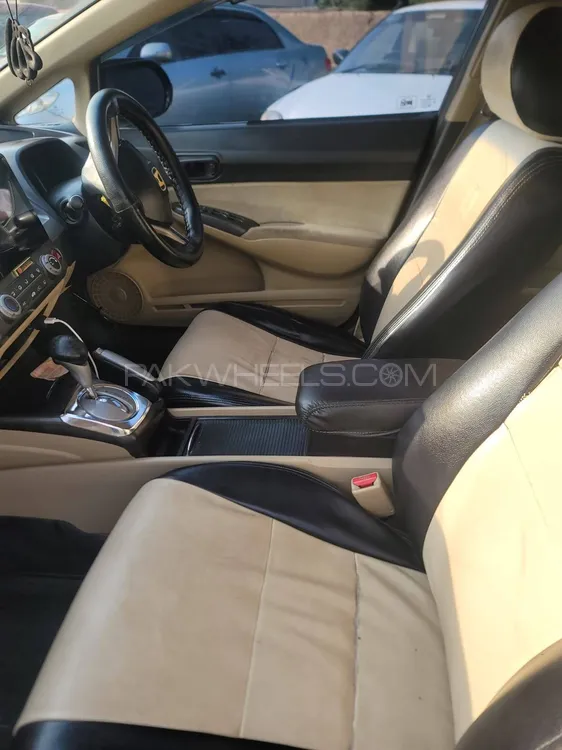Honda Civic 2010 for Sale in Sahiwal Honda Civic 2010 for Sale in Sahiwal Image-5