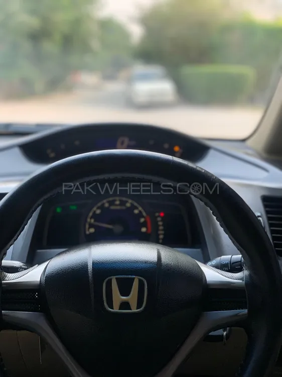 Honda Civic 2011 for Sale in Multan Honda Civic 2011 for Sale in Multan Image-8