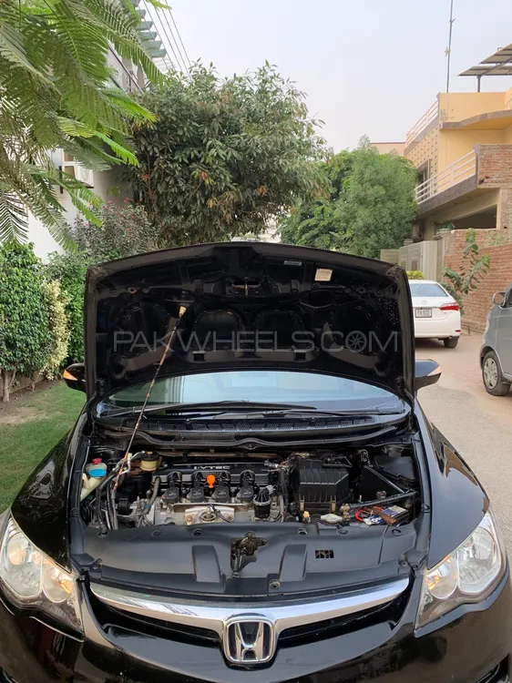 Honda Civic 2011 for Sale in Multan Honda Civic 2011 for Sale in Multan Image-16