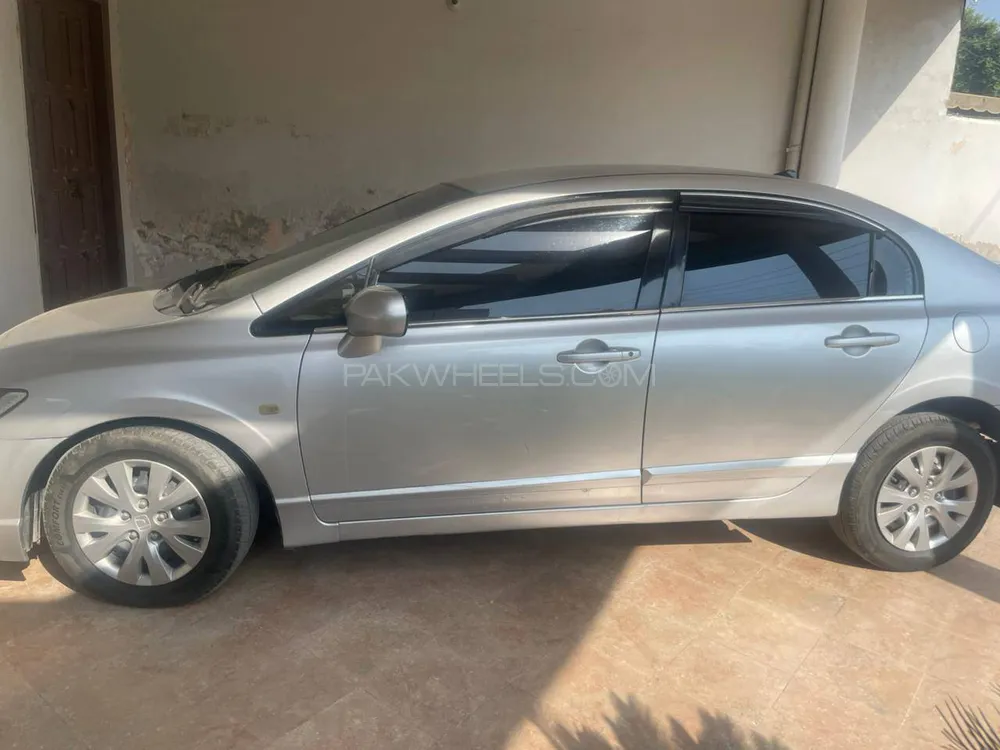 ہونڈا سوک 2010 for Sale in رحیم یار خان ہونڈا سوک 2010 for Sale in رحیم یار خان Image-4
