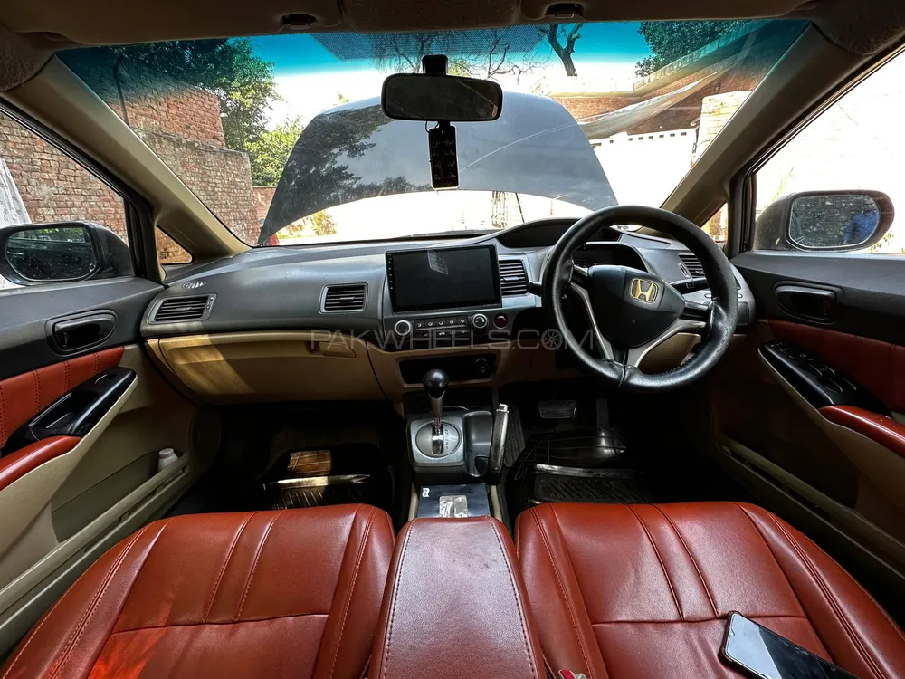 Honda Civic 2011 for Sale in Lahore Image-1