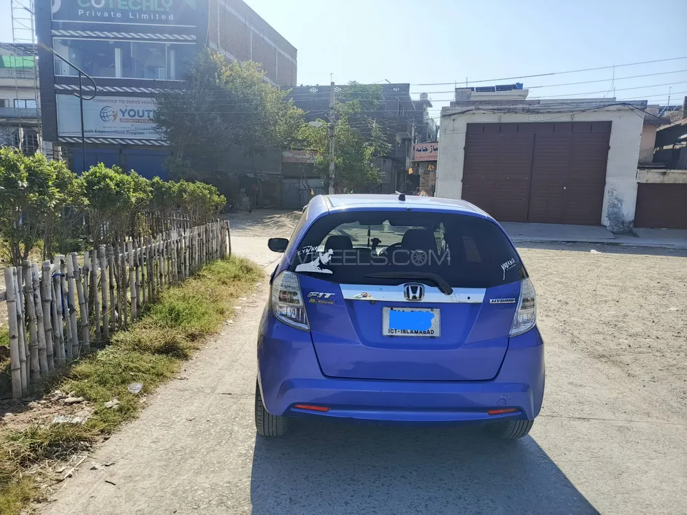 Honda Fit 2011 for Sale in Islamabad Honda Fit 2011 for Sale in Islamabad Image-2