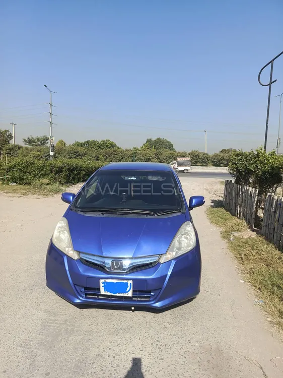 Honda Fit 2011 for Sale in Islamabad Honda Fit 2011 for Sale in Islamabad Image-3