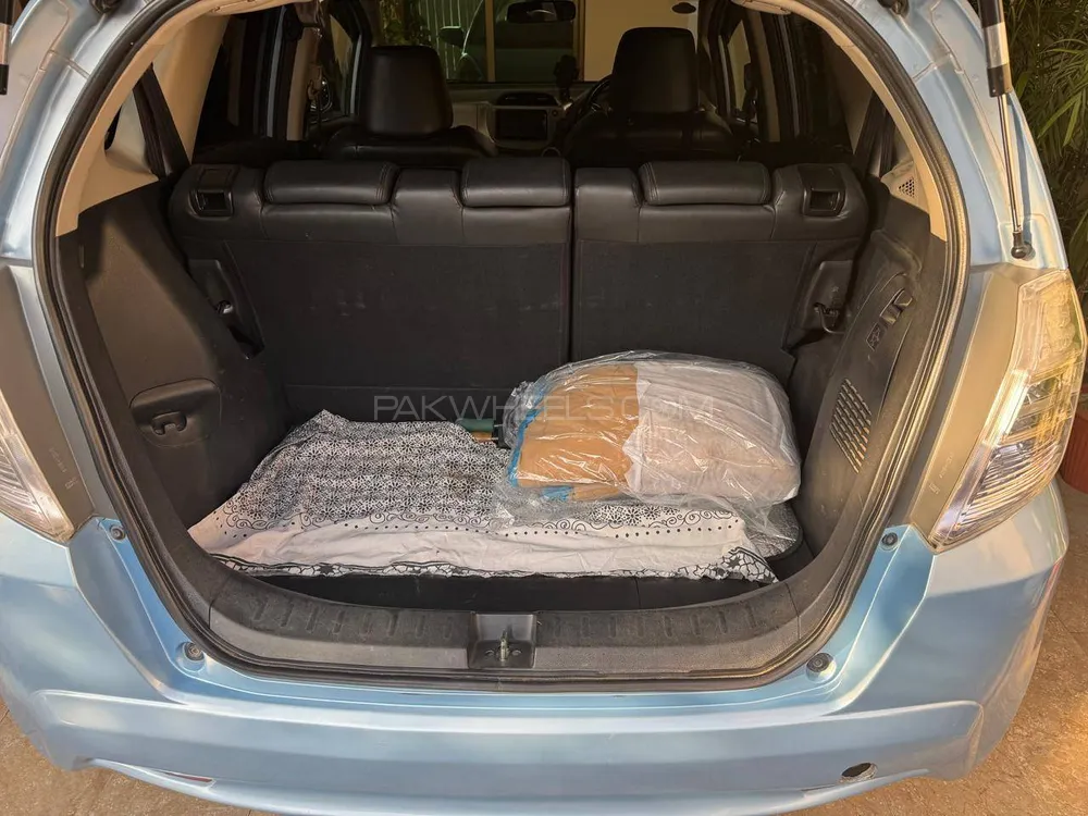 Honda Fit 2013 for Sale in Islamabad Honda Fit 2013 for Sale in Islamabad Image-15