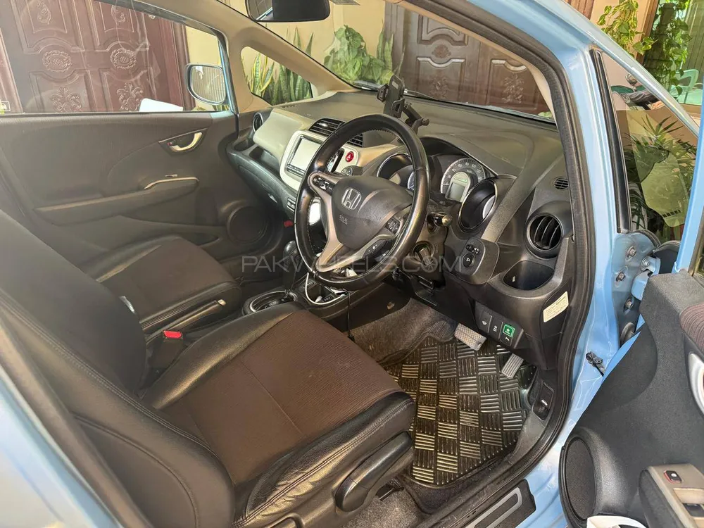 Honda Fit 2013 for Sale in Islamabad Honda Fit 2013 for Sale in Islamabad Image-12